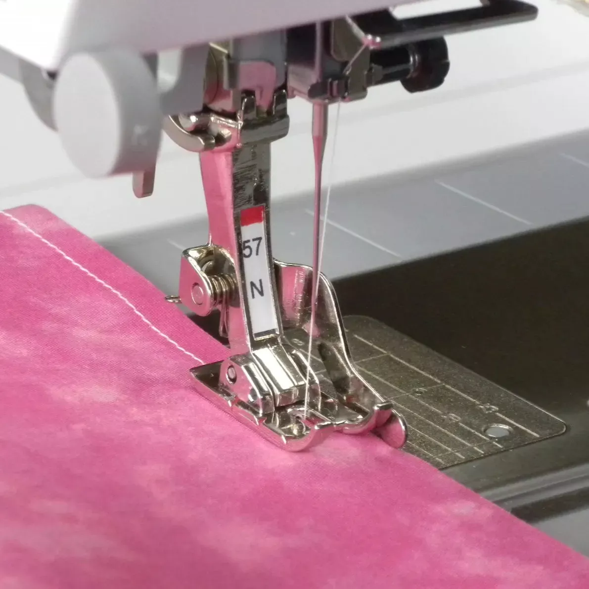 #57 1/4"Patchwork Quilting Foot with Guide for Bernina