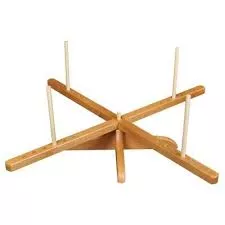 Amish Style - Table Top Wooden Yarn Swift