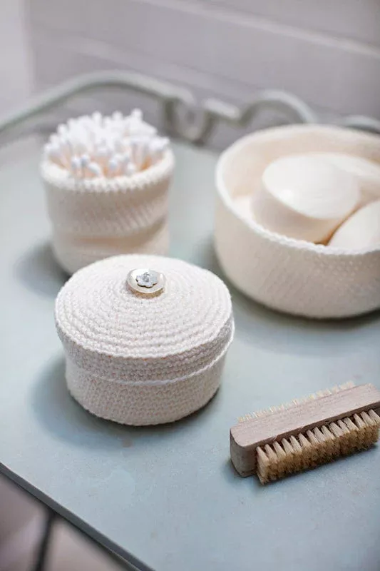 A Churchmouse Yarns and Teas Pattern - Crocheted Baskets (PDF)
