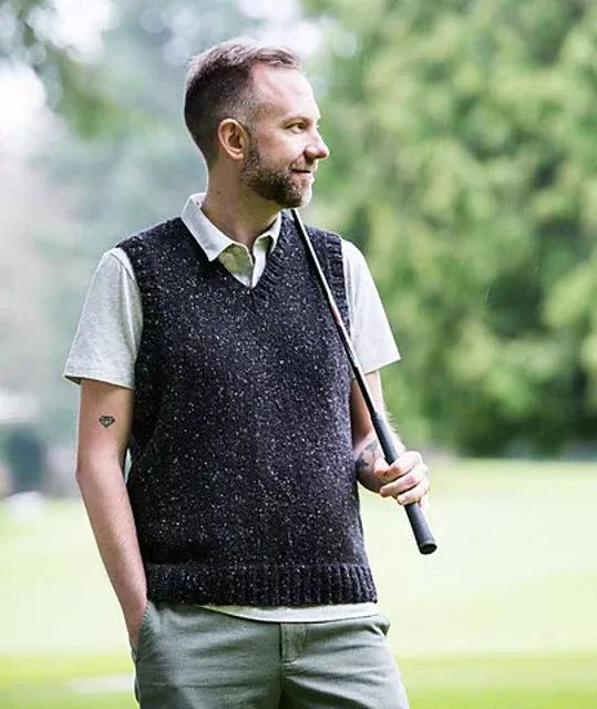 A Churchmouse Yarns and Teas Pattern - His Vest (PDF)