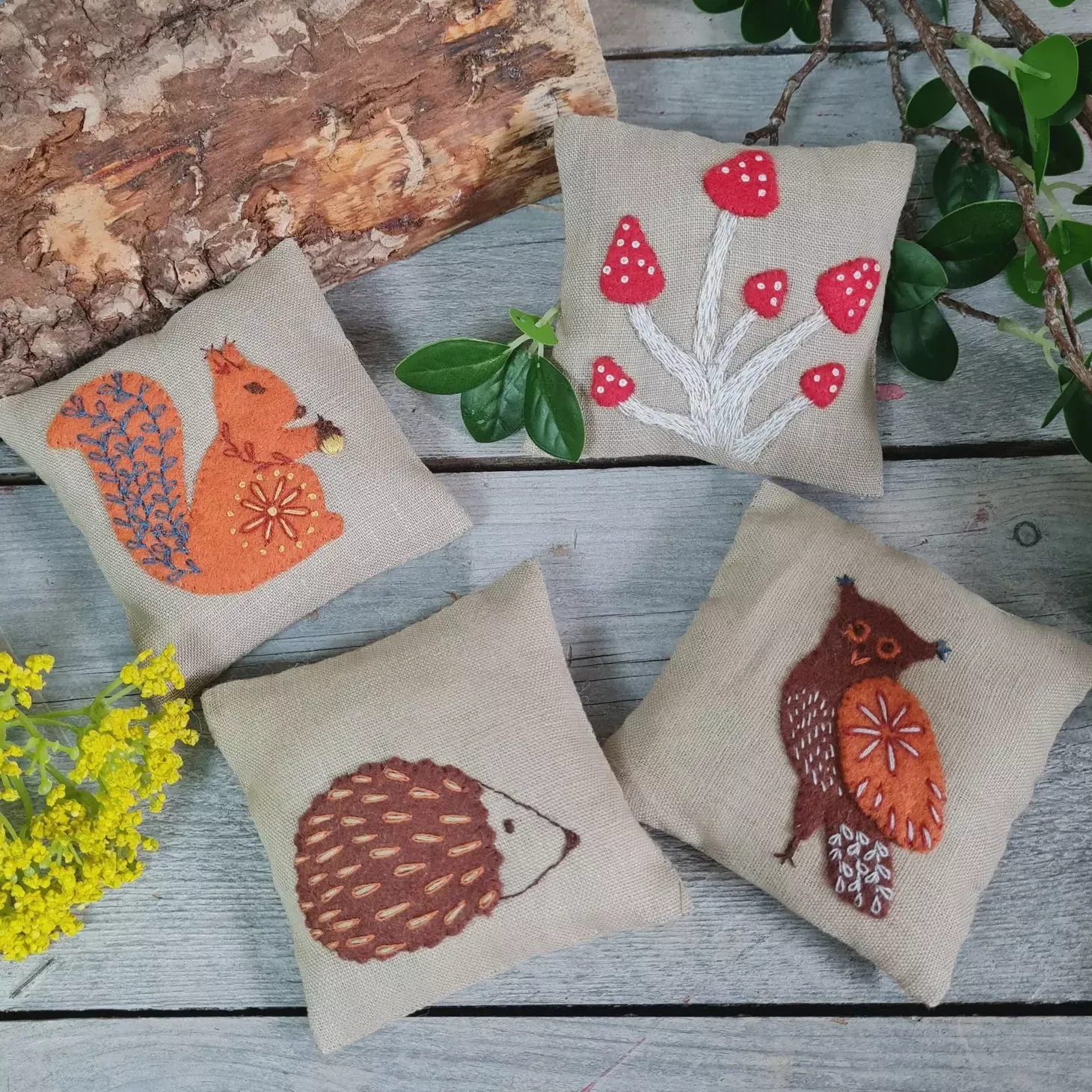 Linen Lavender Bags Embroidery Kit (Woodland)