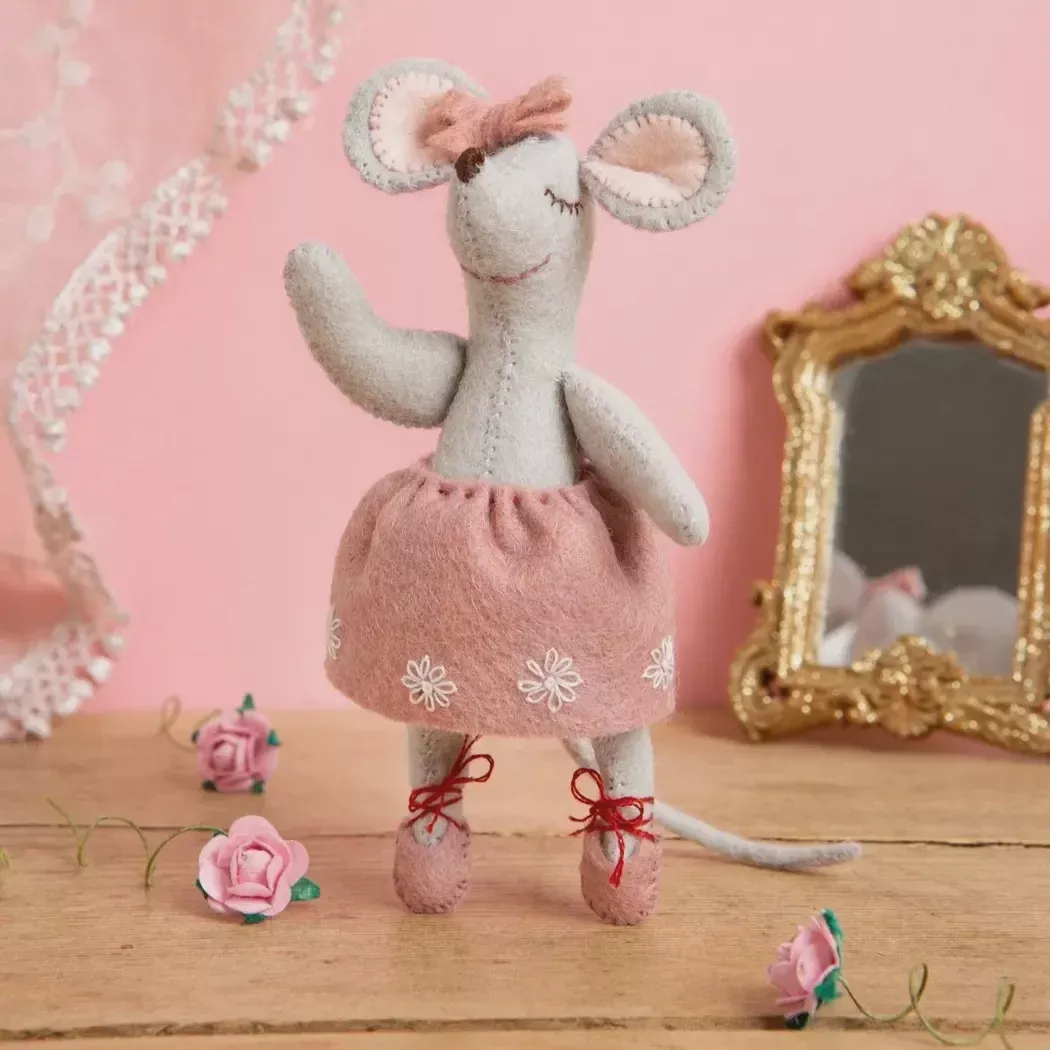 Little Mouse the Ballet Dancer Felt Craft Mini Kit