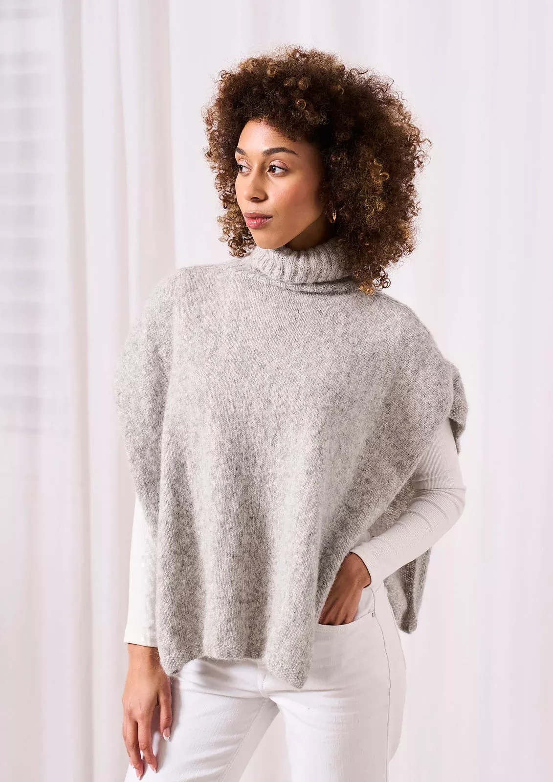 A Rowan Mode Alpaca Cotton Pattern - Lana Poncho (PDF)
